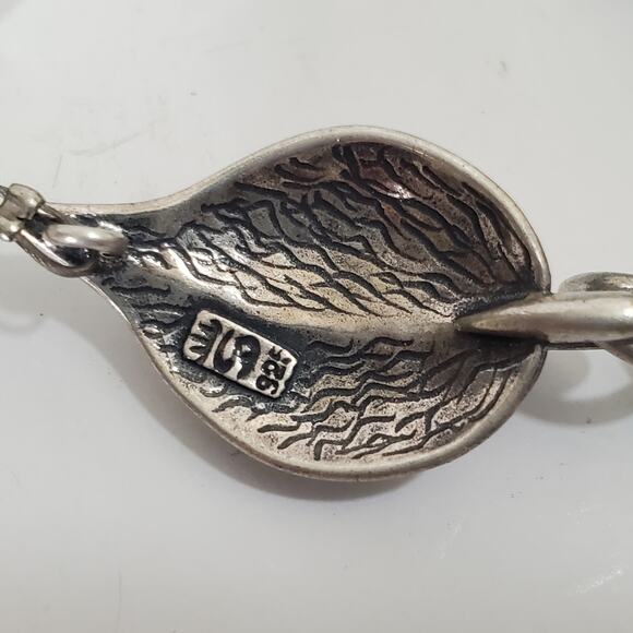 Turquoise Chip Green Stone Bead Pendant Sterling Silver Leaf Clasp Necklace - Picture 7 of 8